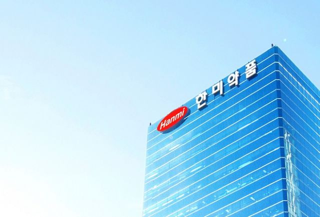 한미사이언스 대주주 4자 연합(신동국·송영숙·임주현·킬링턴 유한회사)이 수원지방법원에 임종훈 한미사이언스 대표 1인 의사에 따른 의결권 행사금지 가처분 신청을 제기했다. 사진은 한미약품 본사. /사진=한미약품