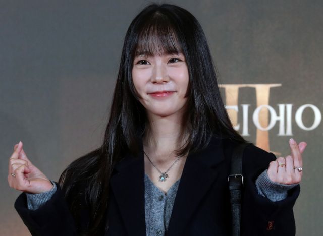 카라 한승연이 마른 몸에 집착하다 보니 완치하기 어려운 질환까지 얻게 됐다고 고백했다. 사진은 지난달 5일 영화 '글래디에이터2' VIP시사회에 참석해 포즈를 취하는 한승연의 모습. /사진=스타뉴스