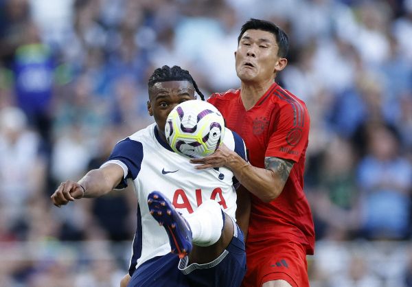 바이에른 뮌헨이 4일(한국시각) 독일 뮌헨 알리안츠 아레나에서 열린 2024-25시즌 DFB포칼 16강전 바이어 레버쿠젠에 패하며 탈락했다. /사진=로이터