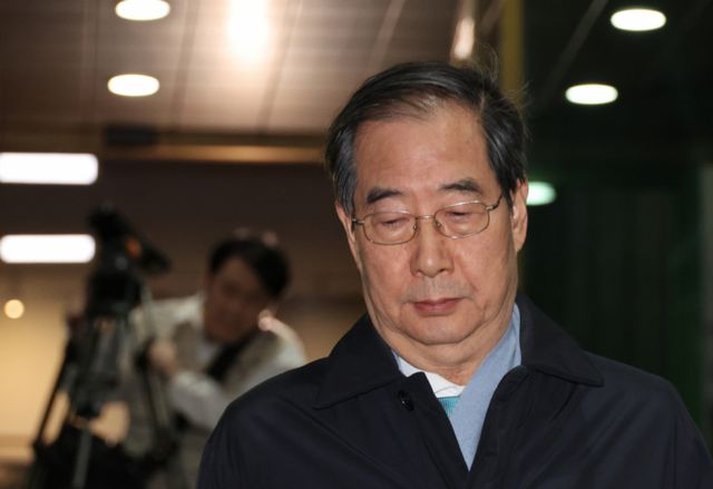 한덕수 국무총리가 윤석열 대통령의 탄핵소추안이 국회 본회의에서 재적의원 미달로 자동 폐기된 이후 "국민의 마음과 대통령님의 말씀을 무겁게 받아들이고 있다"는 입장을 나타냈다. /사진=뉴시스