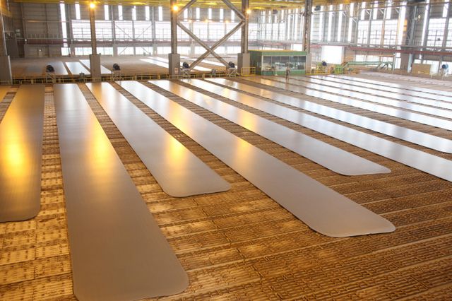 EPD 인증을 받은 동국제강 후판 제품. /사진=동국제강