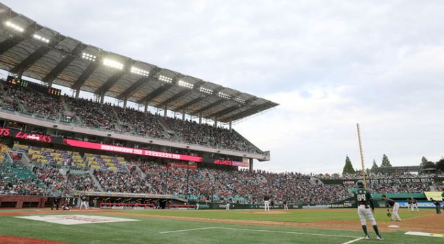 프로야구 SSG 랜더스가 2년 연속 정규시즌 개막전 매진을 달성했다./사진=SSG랜더스