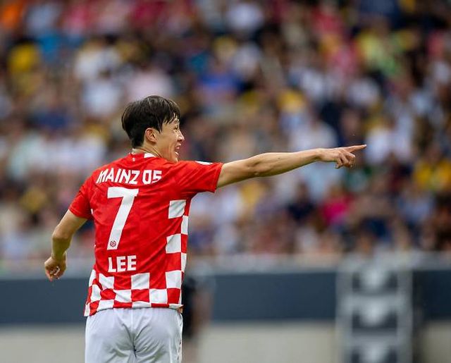 이재성. / 사진=마인츠 구단 홈페이지 