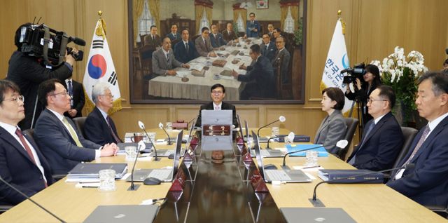 이창용 한국은행 총재가 12일 금융통화위원회 통화정책방향 회의를 주재하고 있다./사진=머니S 임한별 기자 