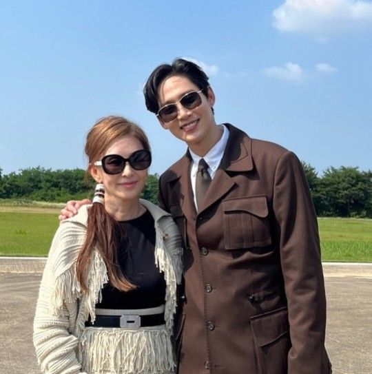 배우 이미숙(왼쪽), 박성훈./사진=박성훈 인스타그램