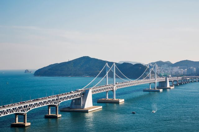 정부가 K-시티(City) 네트워크 해외실증형사업 선정심위위원회에서 올해 해외실증 대상 도시 6곳을 선정했다. /사진=이미지투데이