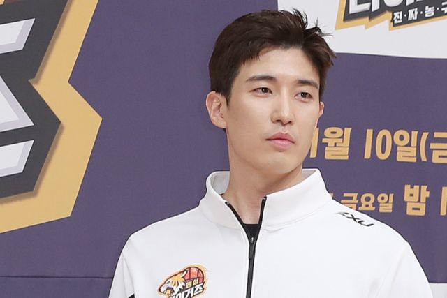 배우 강경준이 상간남으로 지목된 불륜 소송이 서울중앙지방법원에서 서울가정법원으로 이송됐다./사진=뉴스1