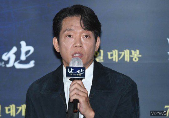 배우 박지환이 27일 결혼식을 올린다. 사진은 2022년 서울 송파구 롯데시네마 월드타워에서 열린 영화 '한산 : 용의 출현'(감독 김한민) 언론시사회 및 간담회에 참석한 배우 박지환. /사진=장동규 기자