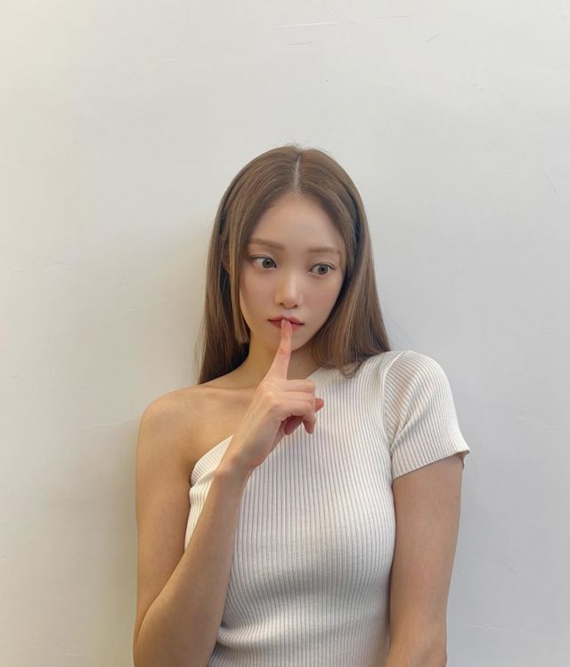 사진=이성경 인스타그램