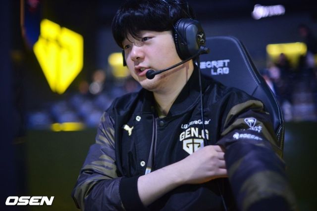 젠지 이스포츠가 6일 오후 3시 서울 종로구 LCK롤파크 아레나에서 한화생명을 상대로 2024 LCK 스프링 플레이오프(PO) 3라운드(R) 맞대결을 펼친다. 사진은 젠지 정글러 '캐니언' 김건부. /사진=OSEN