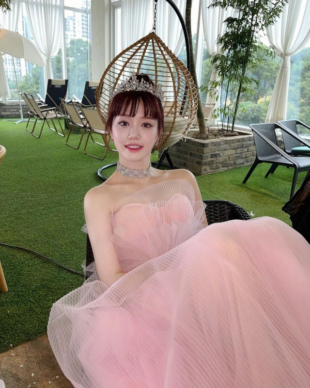 사진=이유비 인스타그램