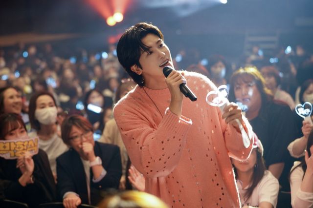 박형식이 일본 팬클럽 창단식을 성공적으로 마무리했다. / 사진=피앤드스튜디오