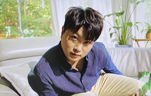 뺑소니 혐의로 경찰의 수사를 받고 있는 인기 트로트 가수 김호중(33)이 음주운전 사실을 시인한 가운데, 오는 23일부터 시작되는 김호중 콘서트의 취소 수수료가 전액 면제된다. /사진=김호중 인스타그램