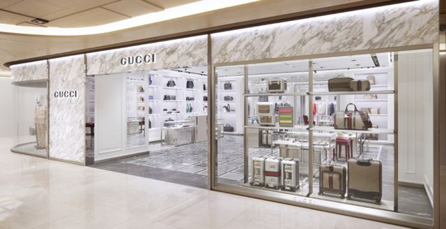 명품 카테고리가 호조세를 보이며 1분기 주요 백화점이 양호한 실적을 보였다. 사진은 신세계백화점 강남점 구찌 남성 스토어. /사진=구찌