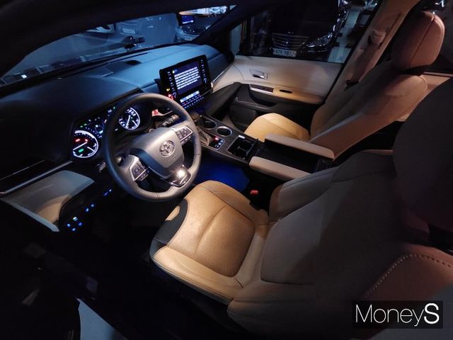 시에나 운전석 /사진=박찬규 기자