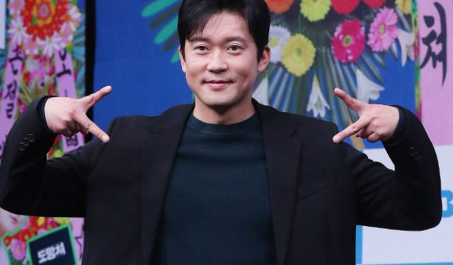 김대호 아나운서와 가수 겸 배우 양동근이 MBC 예능 '구해줘! 홈즈'에 출연해 강원도 철원으로 임장을 떠났다. 사진은 MBC 예능 '도망쳐: 손절 대행 서비스' 제작발표회에 참석해 포즈를 취하고 있는 김대호의 모습으로 기사와는 무관. / 사진=스타뉴스