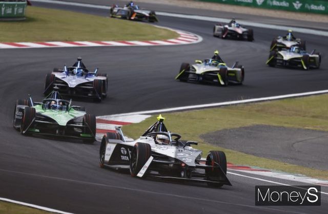 재규어 TCS 레이싱, 상하이 E-프리서 더블 포디움 달성/사진제공=JLR 코리아