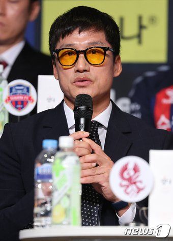 이정효 감독이 경고 조치를 받았다./사진=뉴스1 