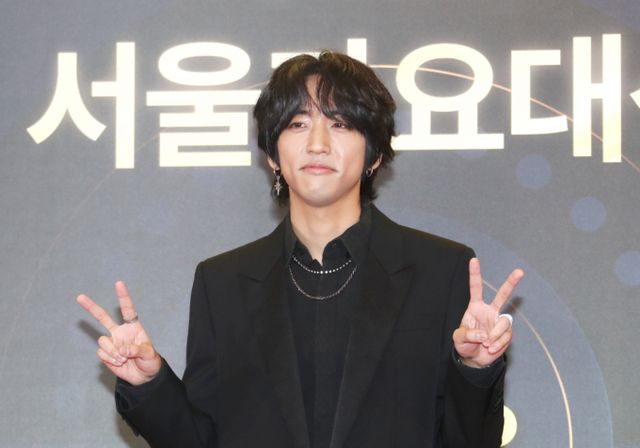 가수 이승윤(사진)이 대학 축제에서 무대를 잇따라 선보이고 있다. /사진=뉴스1