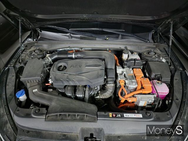 K5 LPG 하이브리드 2.0 시그니처 엔진룸 /사진=박찬규 기자