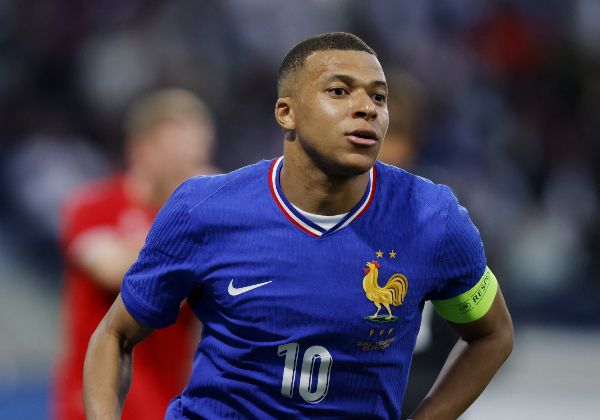 킬리안 음바페가 파리 올림픽에 불참한다. 사진은 지난 5일 프랑스와 룩셈부르크의 친선경기에 출전한 음바페. /사진=로이터