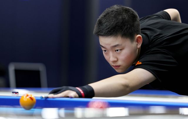 김영원이 지난 20일 경기 고양시 ‘고양 킨텍스 PBA스타디움’에서 열린 ‘우리금융캐피탈 PBA 챔피언십’ 64강전에서 이상용을 꺾고 32강에 진출했다. /사진=PBA