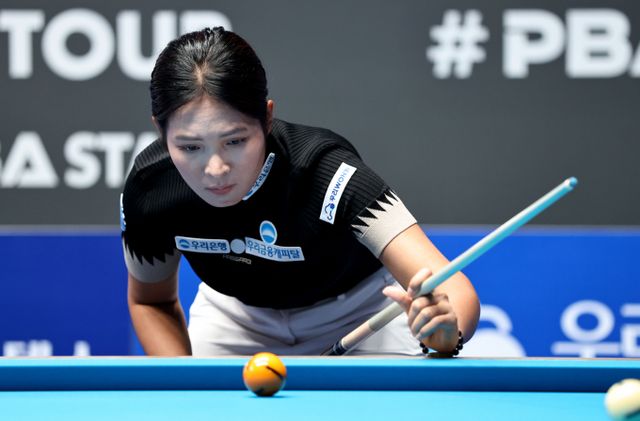 스롱 피아비(캄보디아)가 지난 20일 경기 고양시 ‘고양 킨텍스 PBA스타디움’에서 열린 ‘우리금융캐피탈 LPBA 챔피언십’ 64강전에서 전어람을 꺾고 8강에 진출했다. /사진=PBA