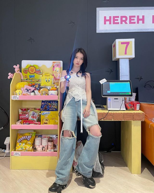 사진=아이유 인스타그램