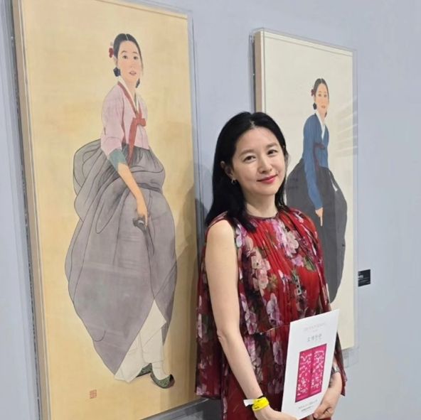 이영애가 팬들에게 일상을 공개했다. /사진=이영애 인스타그램