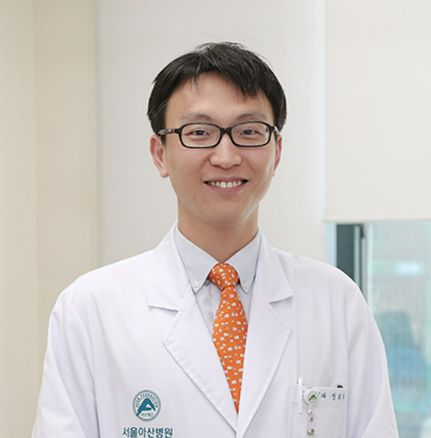 정희원 서울아산병원 노년내과 교수(사진)는 후천적인 노력으로 노화 속도를 늦출 수 있다고 말했다./사진=서울아산병원