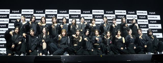 그룹 트리플에스의 한 멤버가 팬 콘서트 도중 팬이 던진 부채에 맞는 일이 발생했다. 사진은 지난 5월 서울 광진구 예스24라이브홀에서 열린 첫 번째 정규앨범 '어셈블24'(ASSEMBLE24) 발매 기념 쇼케이스에 참석한 트리플에스. /사진=뉴시스