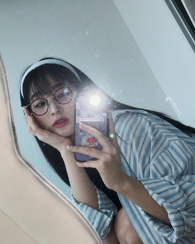 사진=율희 인스타그램