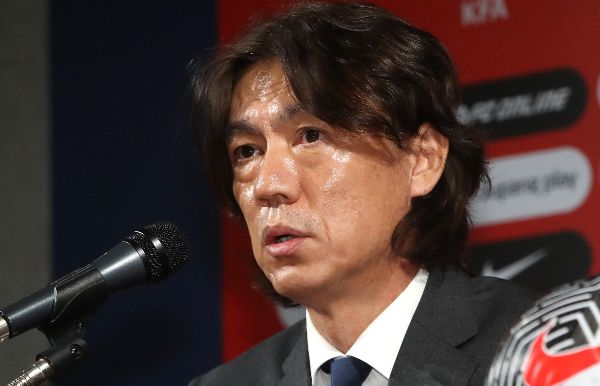 홍명보 감독은 오는 26일 태극전사 명단을 발표한다. 사진은 지난달 열린 대표팀 감독 취임 기자회견에서 발언하는 모습. /사진=뉴스1