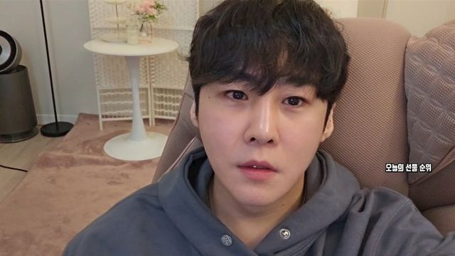 김강패 마약 사건이 재점화 되면서 BJ 세야가 심경글을 올렸다. 사진은 방송을 하고 있는 BJ세야의 모습. /사진=아프리카 TV 채널 '대세는BJ세야' 영상 캡쳐