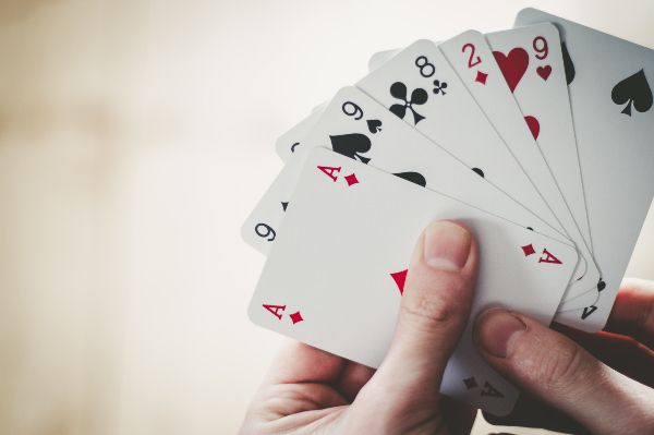 제주 카지노에서 도박 자금을 마련하기 위해 지인의 명품시계를 훔친 중국인이 검찰에 넘겨졌다. /사진=이미지투데이 