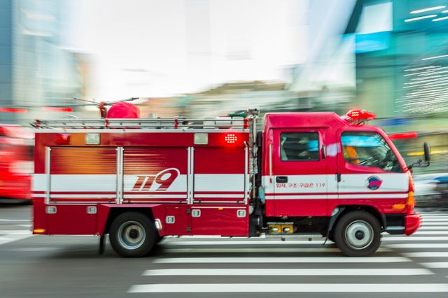  1톤 화물차가 앞서가던 승용차를 들이 받는등 6중 추돌사고가 발생했다. 사진은 기사 내용과 관련 없음. /사진=이미지투데이