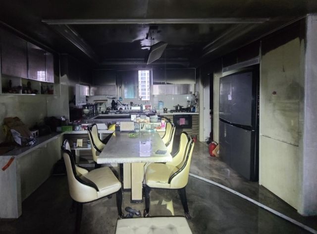 6일 오전 5시46분쯤 세종 고운동 한 고층 아파트 20층에서 불이 나 17분 만에 꺼졌다. /사진=뉴스1(세종소방본부 제공)