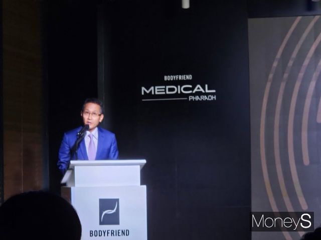 지성규 바디프랜드 부회장이 7일 오전 서울 강남구 바디프랜드 도곡사옥에서 메디컬파라오 출시 기념 기자간담회에 참석했다. /사진=최유빈 기자