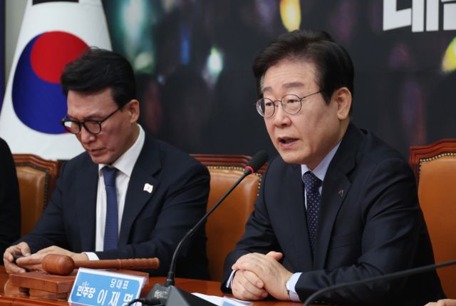 더불어민주당이 '해병대원 특검법'을 재추진할 것을 밝혔다. 사진은 이날 최고위원회의 모습. /사진=뉴시스