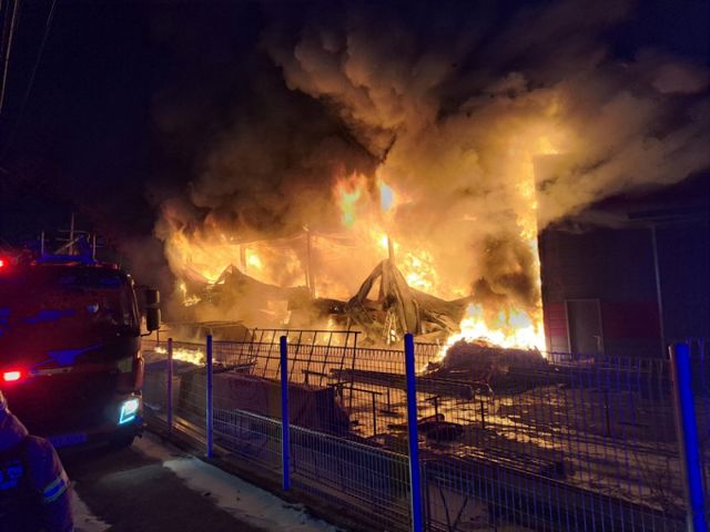 11일 충북 옥천군의 한 상가에서 불이 나 2억2200여만원의 재산 피해가 발생했다. /사진=옥천소방서