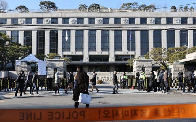 헌법재판소가 윤석열 대통령 측의 정계선 헌법재판관에 대한 기피 신청을 전원일치로 기각한다고 밝혔다. 사진은 헌재 청사 전경. /사진=뉴스1