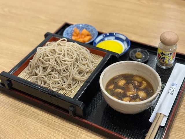 스바루의 주인장은 일본 도쿄 소바 장인에게서 기술을 배웠다. 사진은 스바루의 오리 메밀. /사진=다이어리알