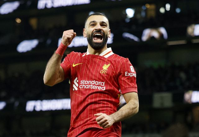 리버풀FC에서 활약 중인 모하메드 살라가 또 다시 사우디아라비아 리그(SLP)로 이적한다는 소식이 전해졌다. 사진은 2024-25시즌 리버풀에서 활약 중인 모하메드 살라의 모습. /사진=로이터