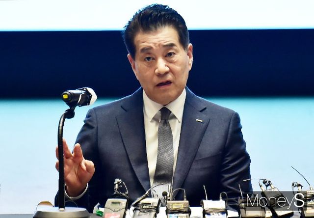 사진은 장인화 포스코그룹 회장. /사진=임한별 기자