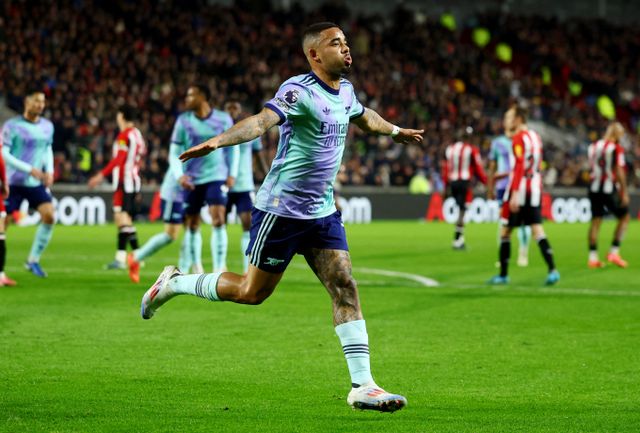 김지수의 소속팀 브렌트포트가 아스널에 1-3으로 패배했다. 사진은 2일(한국시각) 잉글랜드 브렌트포트 지테크커뮤니티스타디움에서 열린 아스널FC와 브렌트포드FC의 경기에서 선제골을 터트린 가브리엘 제수스의 모습. /사진=로이터