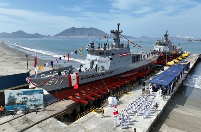 지난 10일(현지시각) 페루 침보테 소재 조선소에서 STX와 함께 건조 중인 해상 경비함 2척의 진수식이 진행됐다. /제공=페루 시마조선소