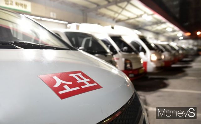 ▲ 우체국 소포배송에 총력