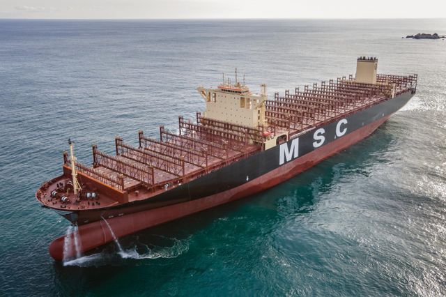 HD한국조선해양이 2024년 건조해 인도한 초대형 LNG 이중연료추진 컨테이너 운반선의 시운전 모습. /사진=HD한국조선해양