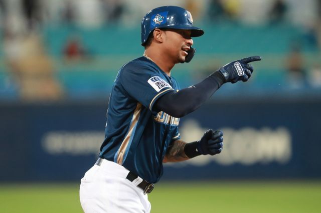 수비 실력을 인정받은 크리스티안 베탄코트가 재취업에 성공했다. 사진은 2019시즌 NC다이노스에서 활약한 크리스티안 베탄코트의 모습. /사진=뉴스1