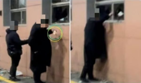 서울서부지법에 난입, 방화까지 시도한 남성이 2006년생 극우 성향의 개신교인인 것으로 알려졌다. 사진은 투블럭남으로 불리는 A씨가 종이에 불을 붙인 후 서부지법 내부에 던지고 있는 모습. /사진=온라인 커뮤니티 캡처